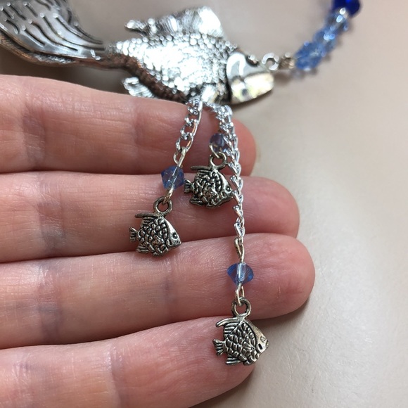 Beta Fish Necklace - Picture 11 of 16